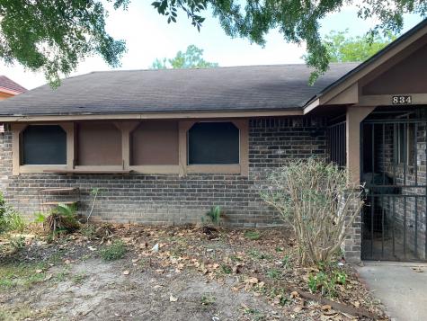 834 Ellington Street Houston TX 77088