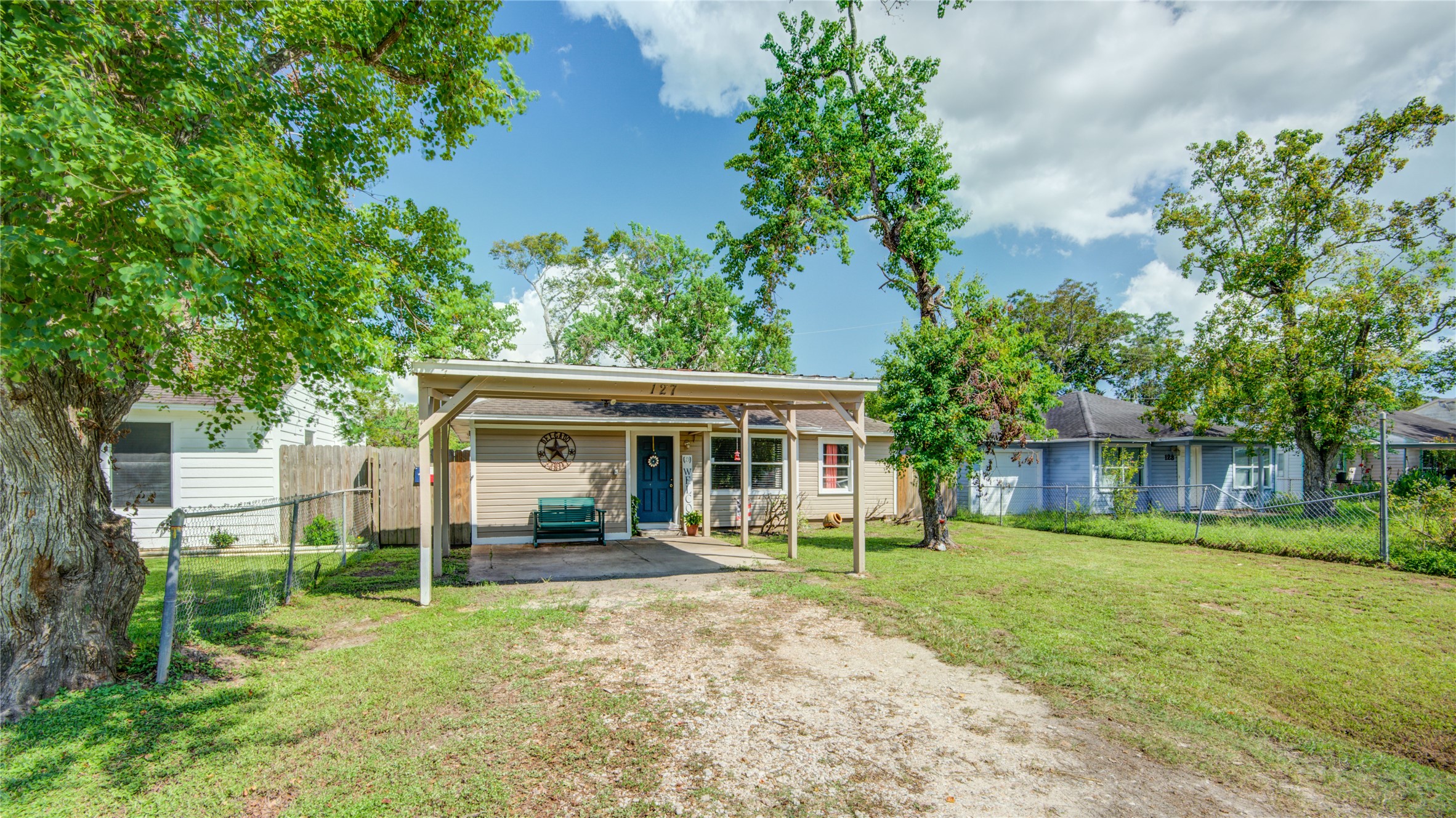 127 5th Street Brazoria TX 77422
