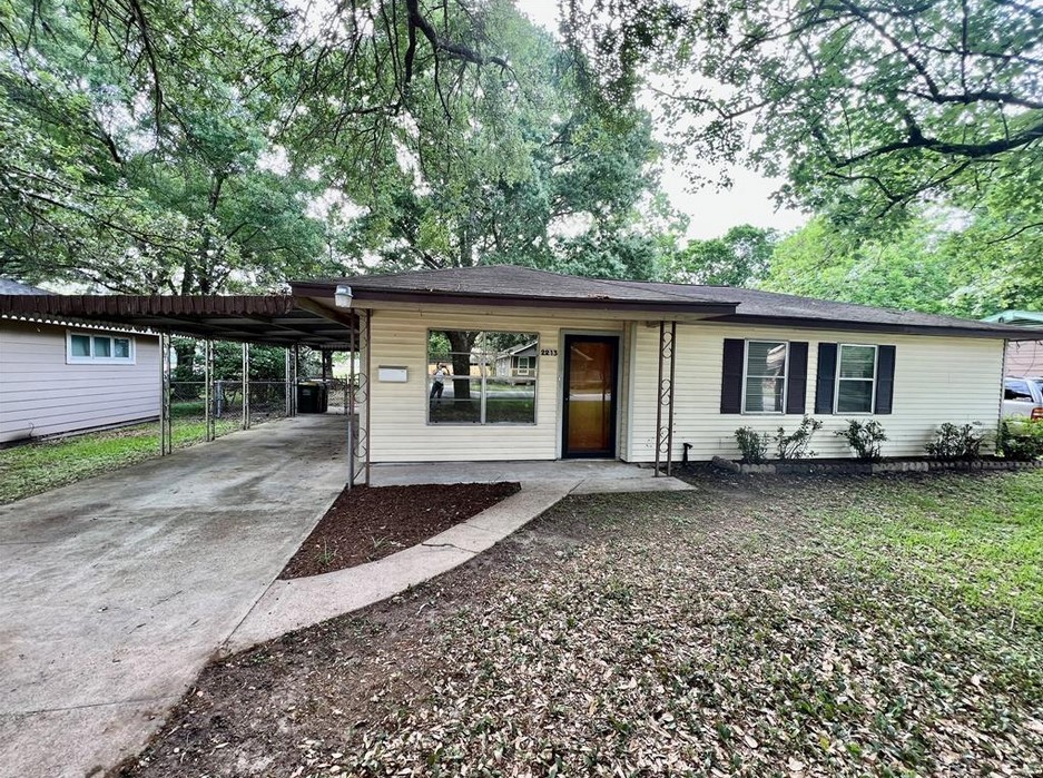 2213 Washington Street Pearland TX 77581