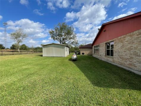 4516 11th Street Brookshire TX 77423