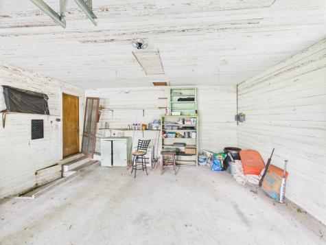 305 W Converse Street Weimar TX 78962