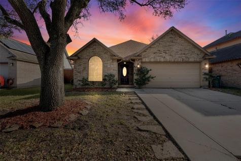 315 Bluebird Lane Pasadena TX 77502