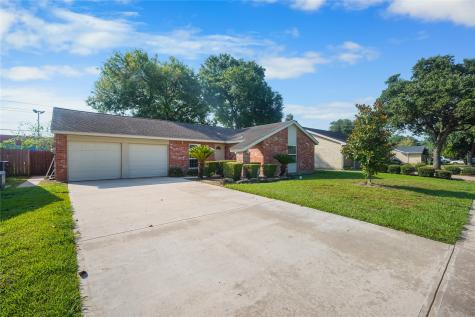10327 Leawood Boulevard Houston TX 77099