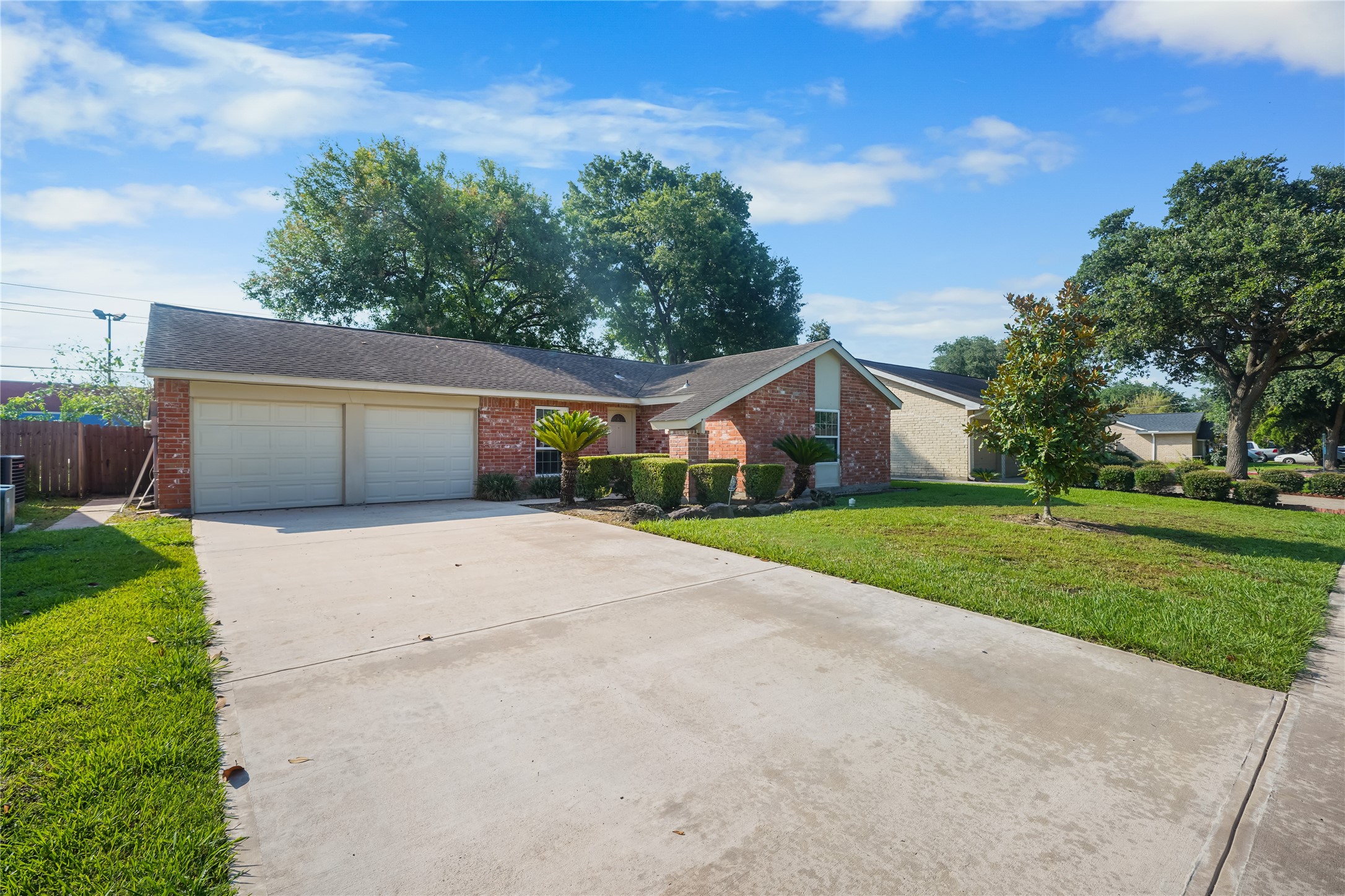 10327 Leawood Boulevard Houston TX 77099
