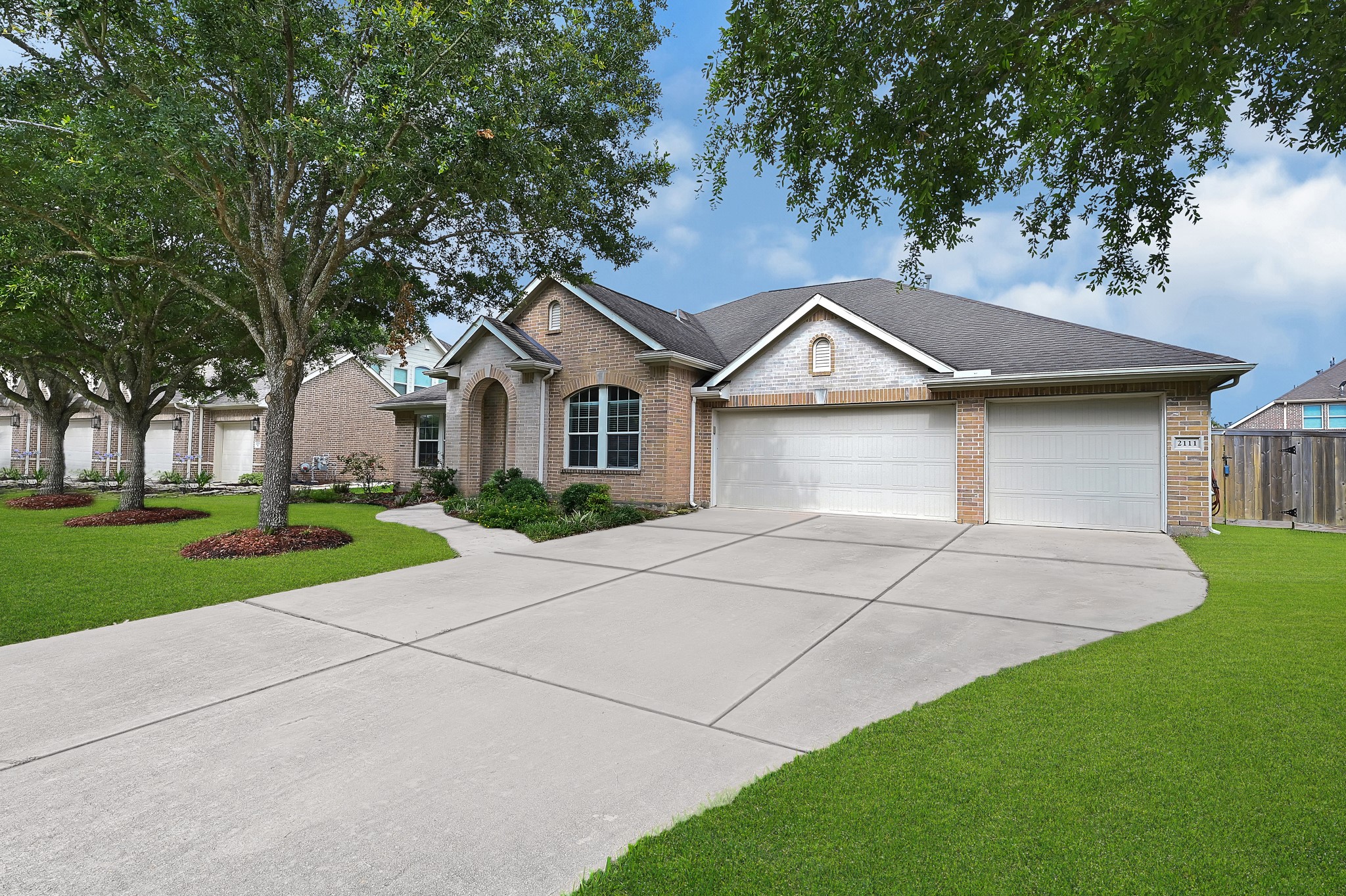 2111 Bayou Cove Lane League City TX 77573