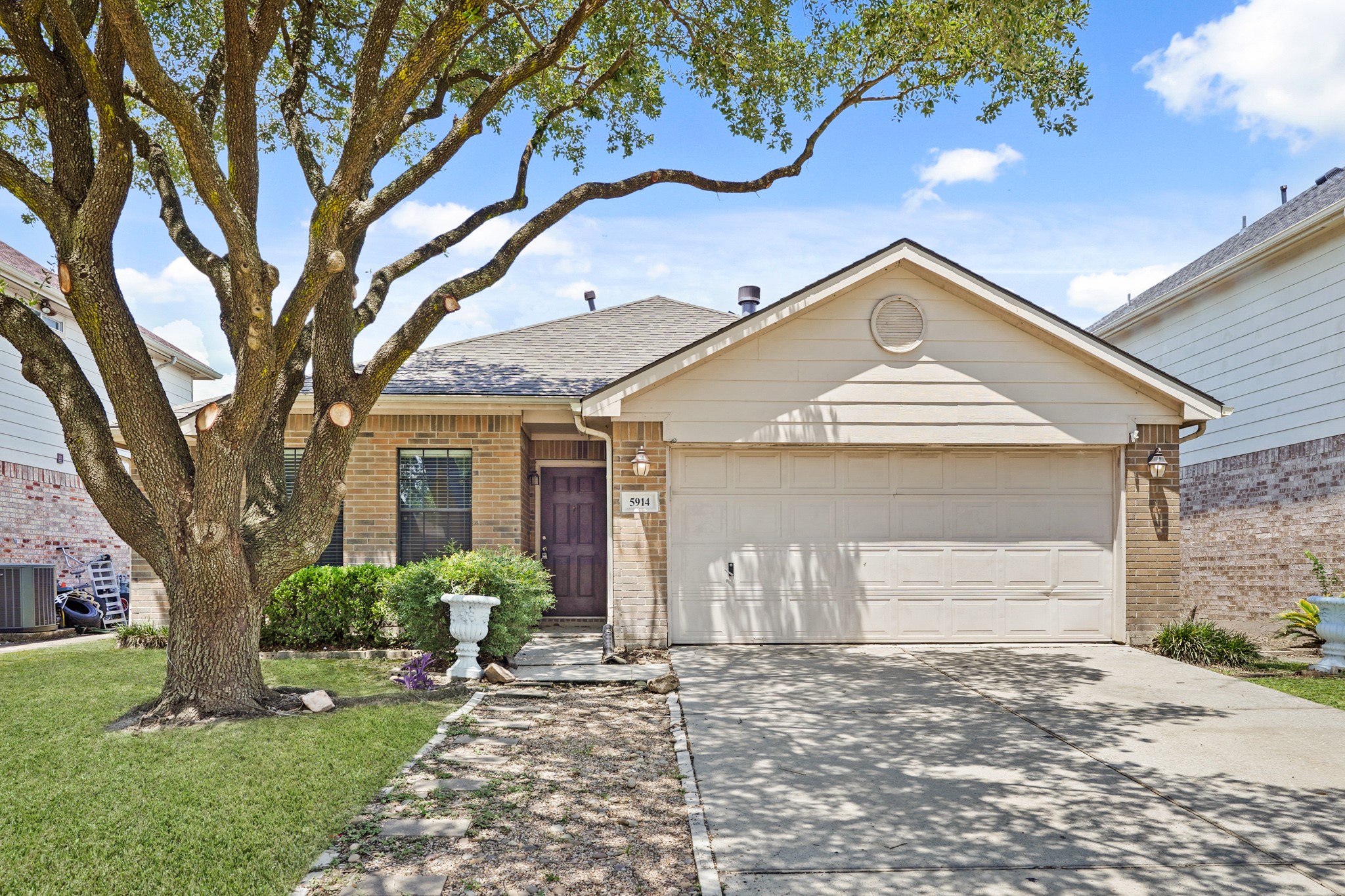 5914 Stirring Winds Lane Houston TX 77086