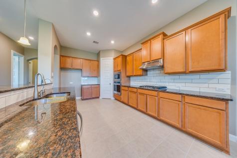 2309 Rosehill Garden Trail Pearland TX 77089