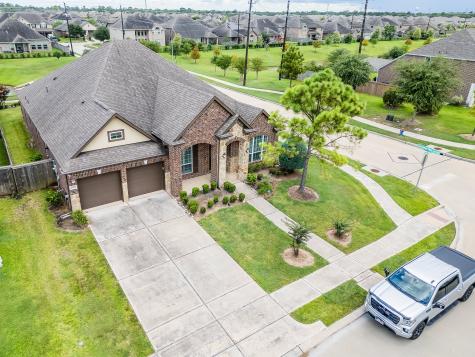 2309 Rosehill Garden Trail Pearland TX 77089