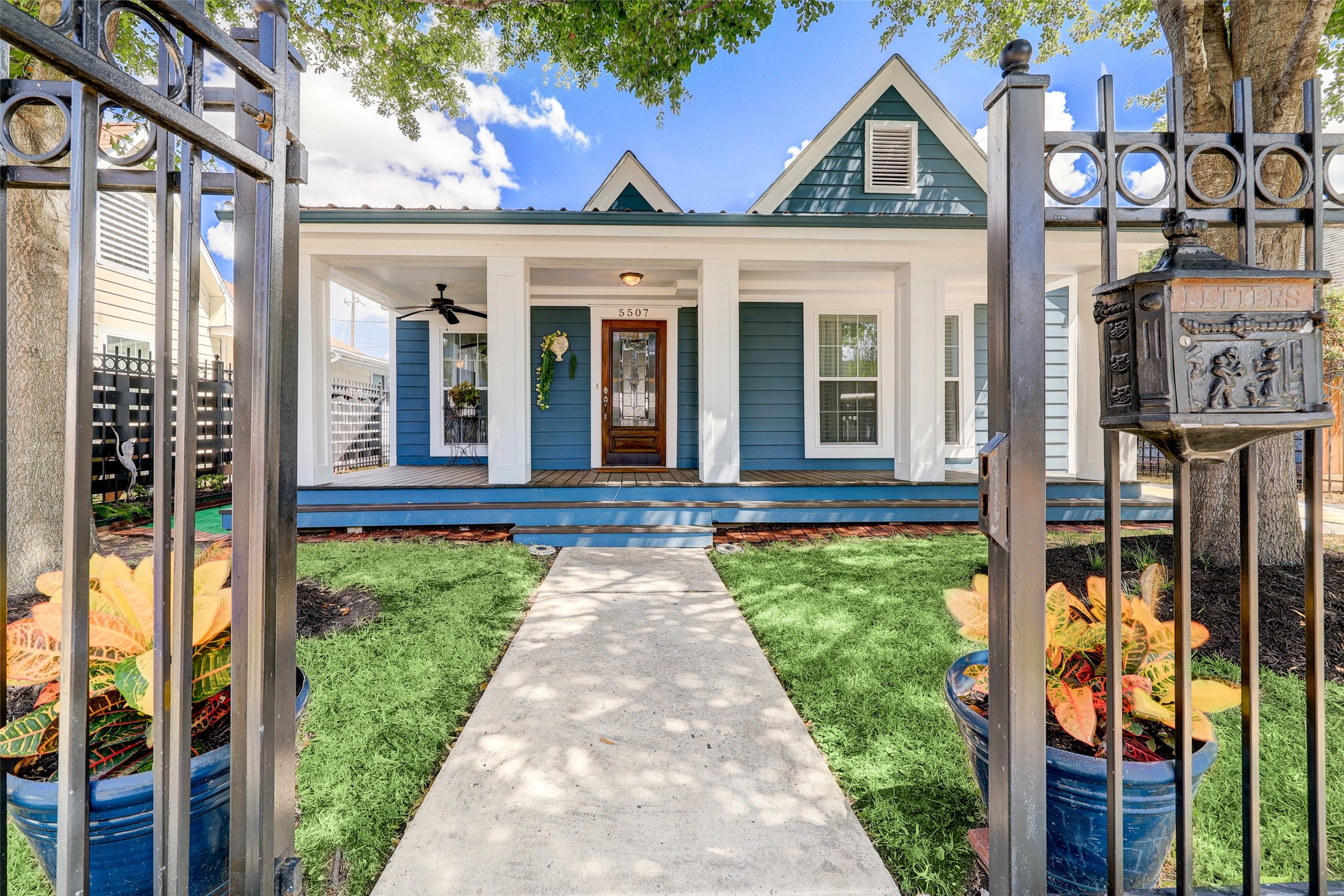 5507 Hillman Street Houston TX 77023