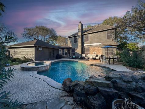 1804 San Jose Street Friendswood TX 77546