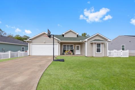 170 Iris Livingston TX 77351