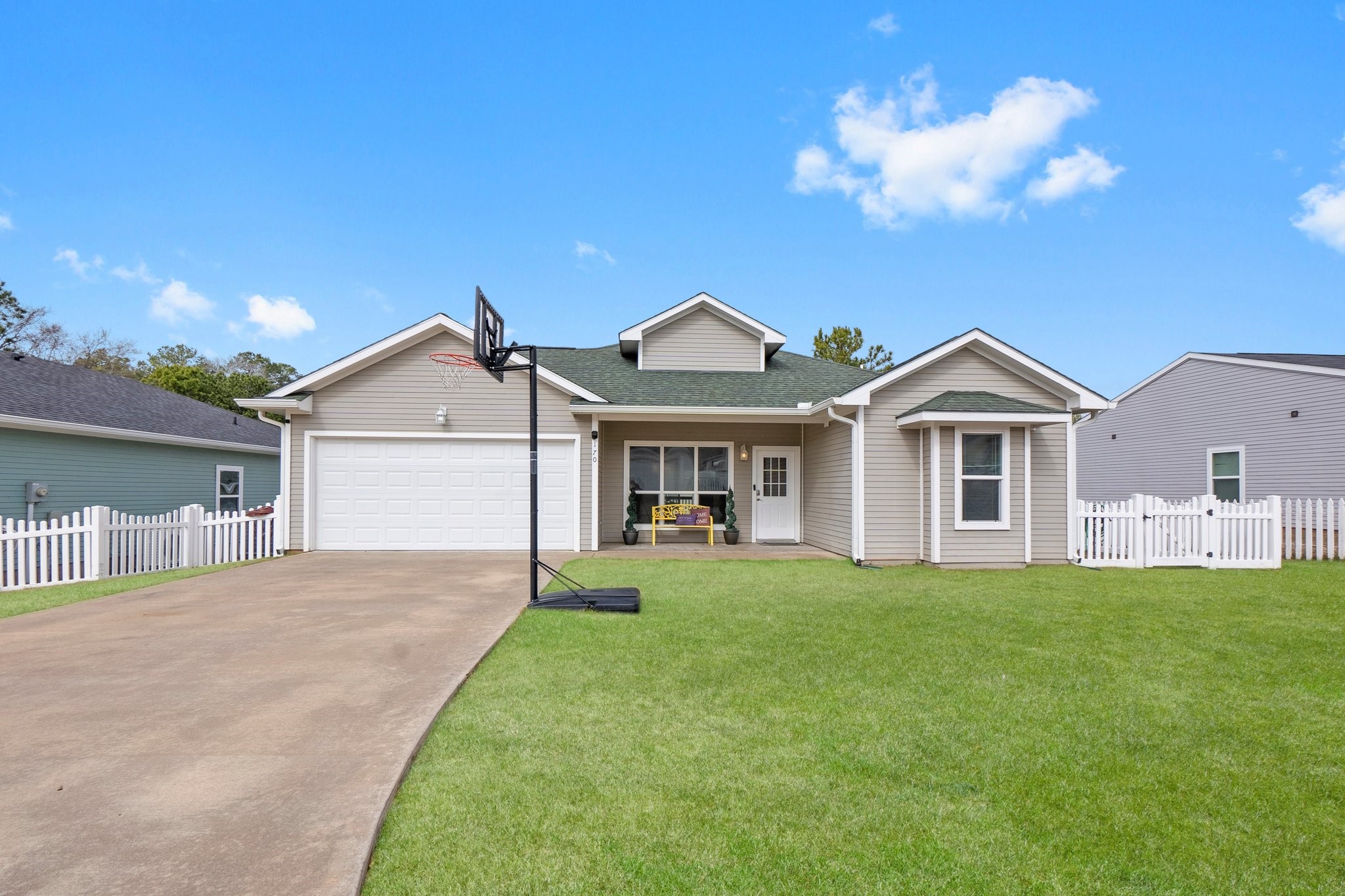 170 Iris Livingston TX 77351