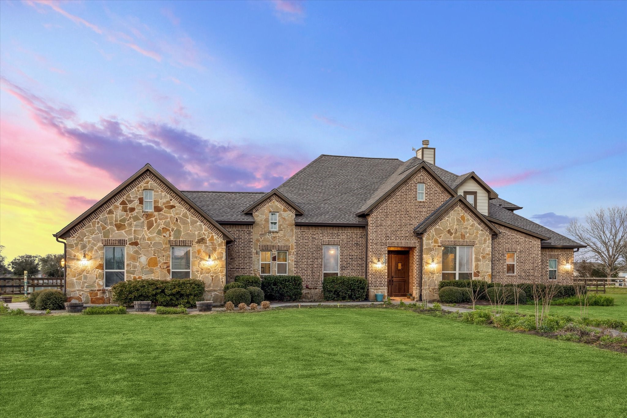 123 William Way Street East Bernard TX 77435
