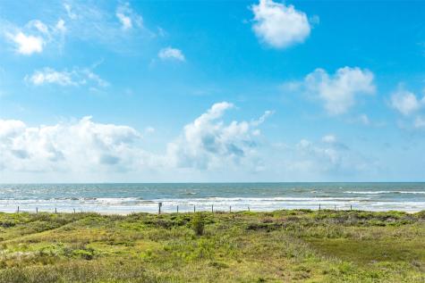 2418 Blue Water Highway Surfside Beach TX 77541