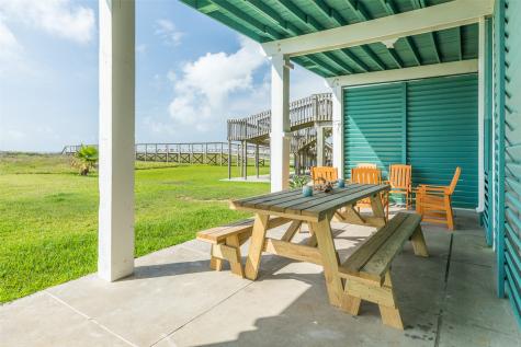 2418 Blue Water Highway Surfside Beach TX 77541