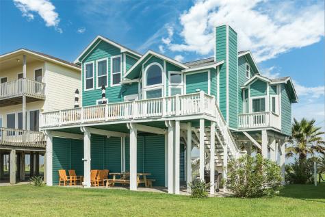 2418 Blue Water Highway Surfside Beach TX 77541