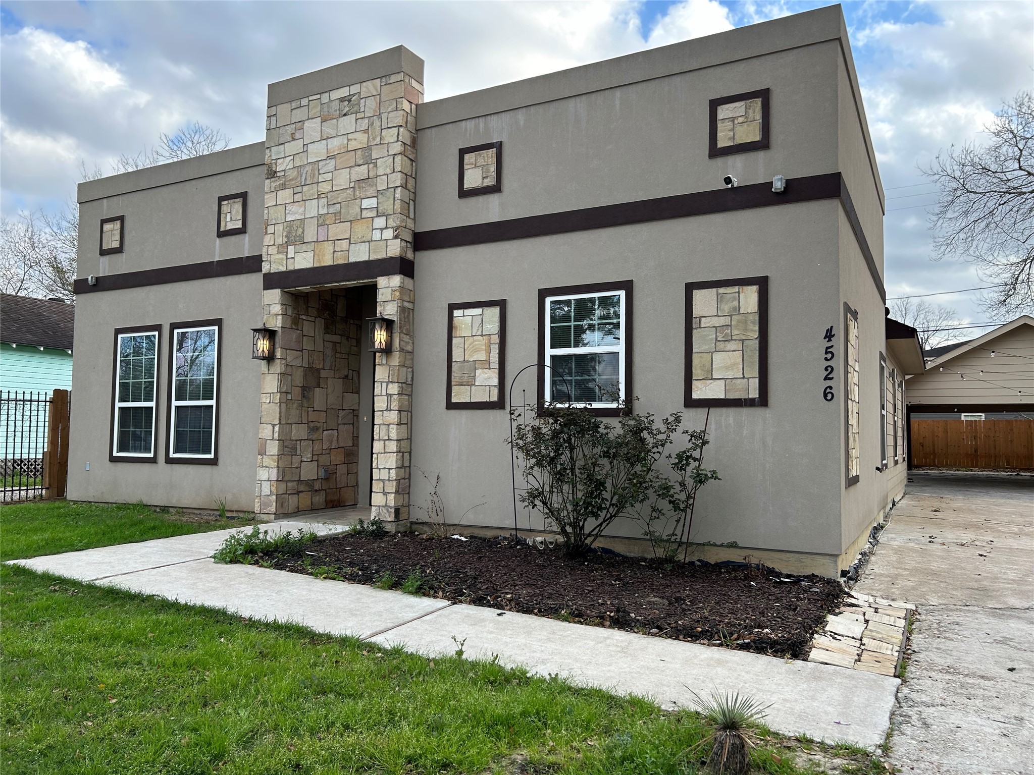4526 Dewberry Street Houston TX 77021