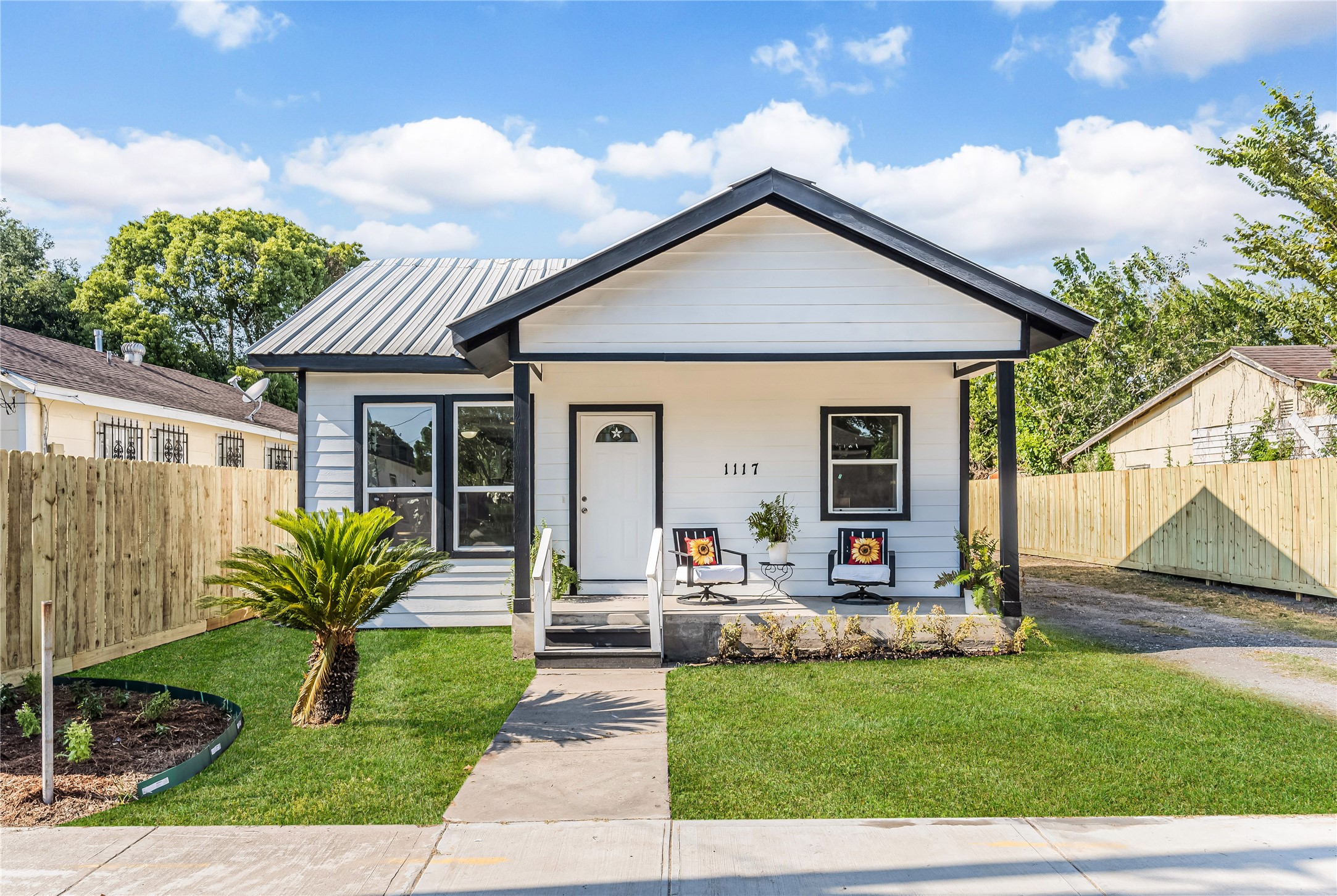 1117 Panama Street Houston TX 77009