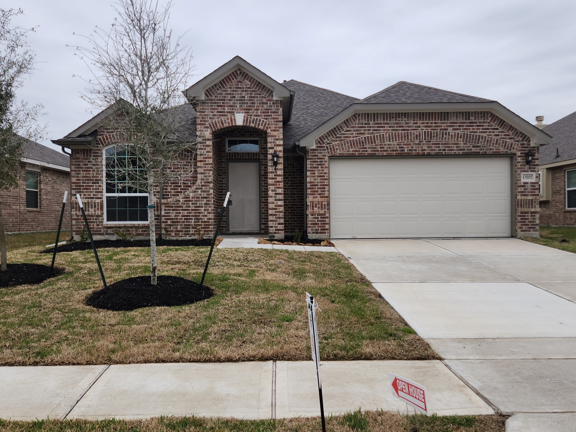 13707 Giant Panda Bear Avenue Crosby TX 77532