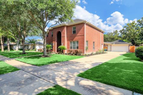 5627 Grape Street Houston TX 77096