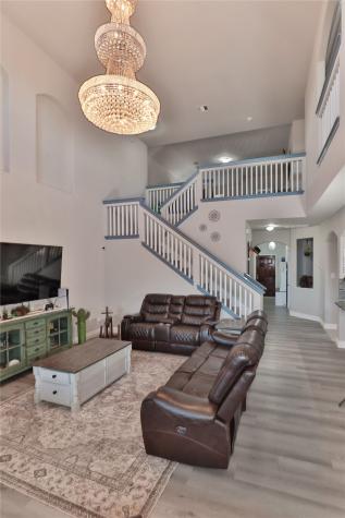 107 Forest Bend Court Clute TX 77531
