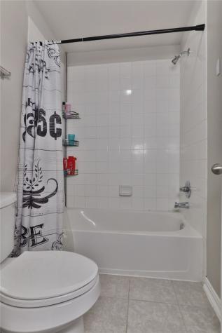 107 Forest Bend Court Clute TX 77531