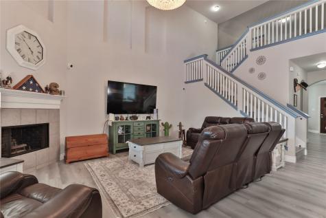 107 Forest Bend Court Clute TX 77531