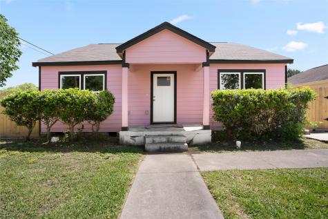 318 2nd Street N Texas City TX 77590