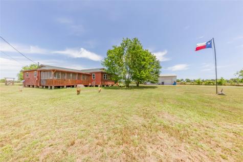 5169 Mike Poe Drive Bedias TX 77831