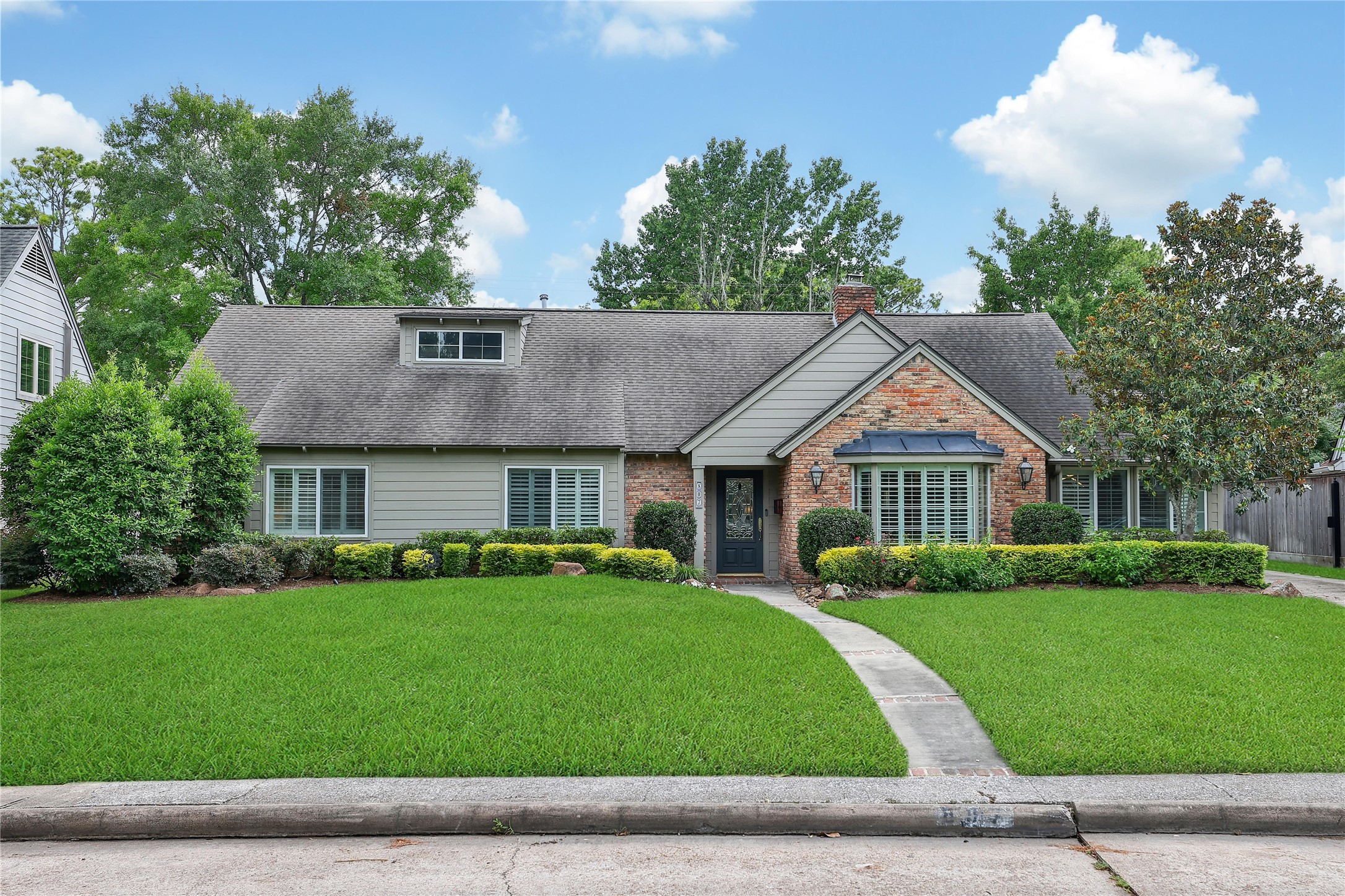 807 Frostwood Drive Houston TX 77024