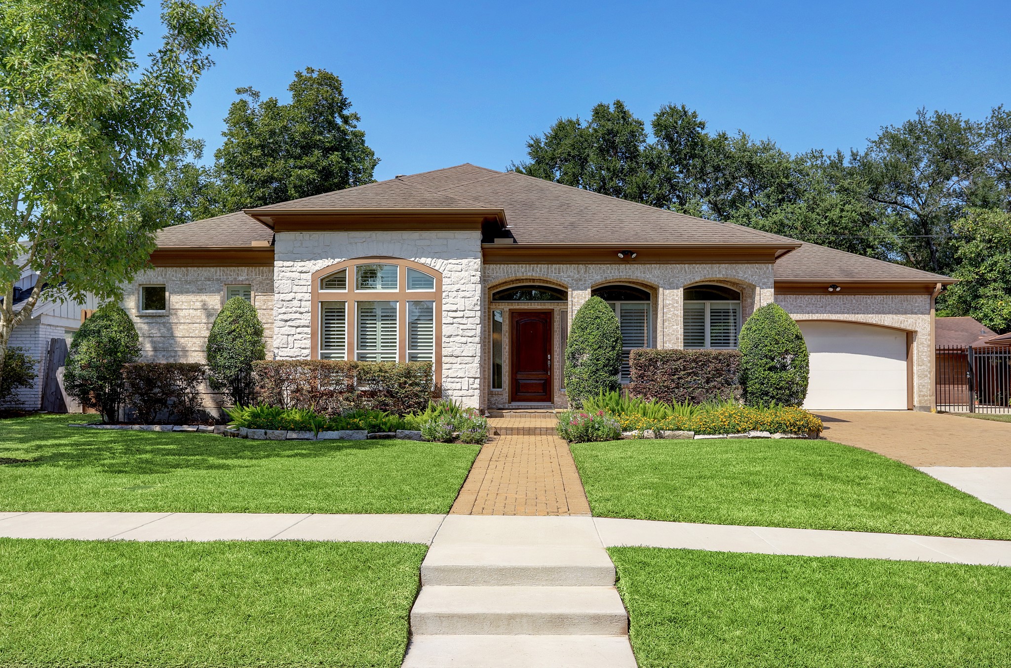 8002 Beverlyhill Street Houston TX 77063