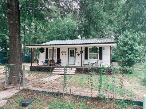 206 Harding Avenue Cleveland TX 77327