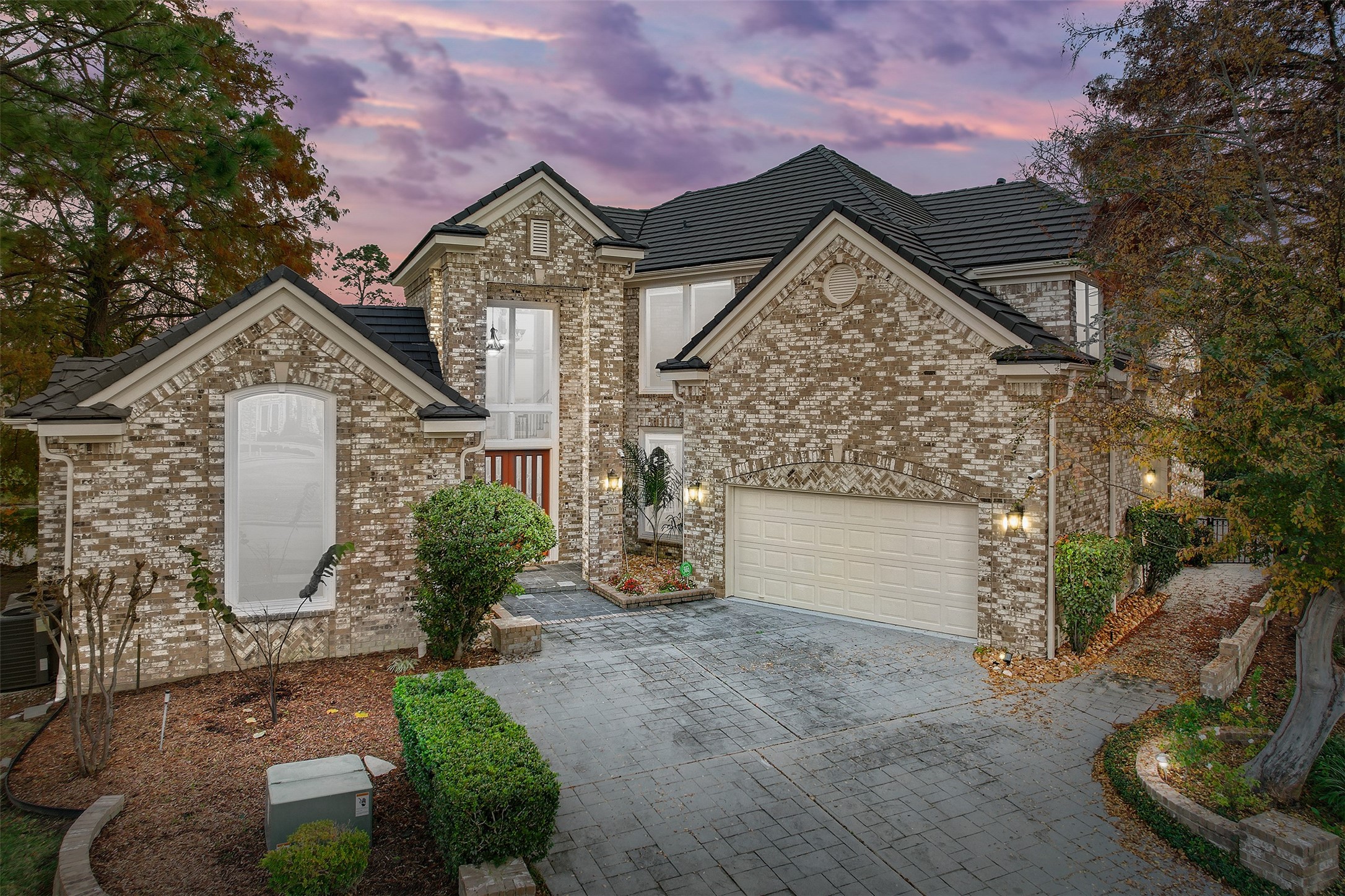 2703 S Southern Oaks Drive Houston TX 77068