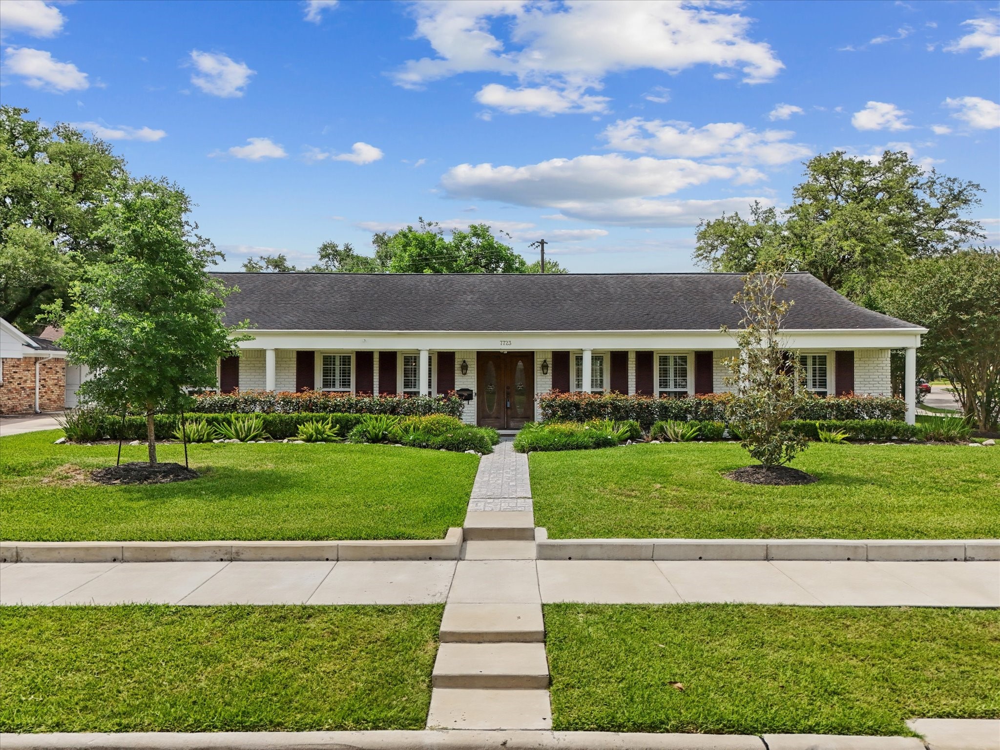 7723 Meadowbriar Lane Houston TX 77063