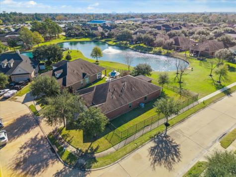 18711 Moonlit Pond Court Houston TX 77084