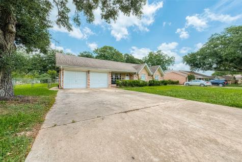 1327 Kelving Way Wharton TX 77488