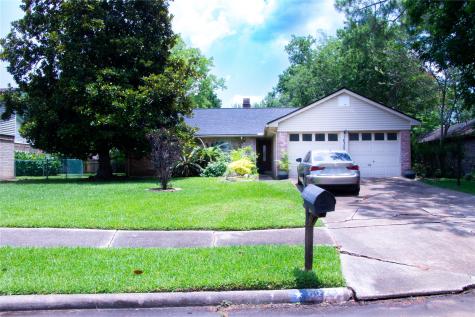 16323 David Glen Drive Friendswood TX 77546