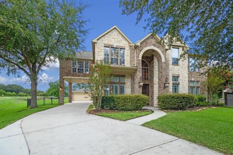 10902 S Country Club Green Drive Tomball TX 77375