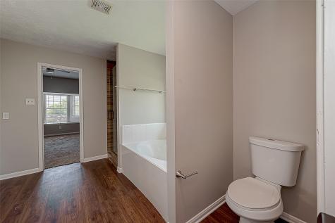 4050 Westermill Drive Drive Houston TX 77082