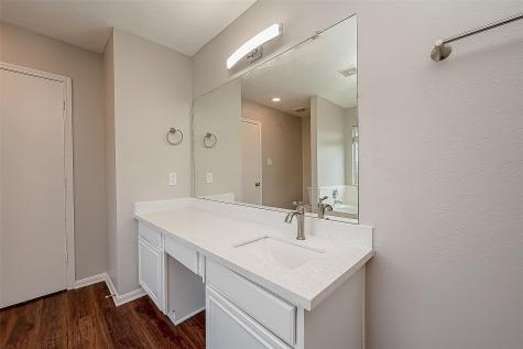 4050 Westermill Drive Drive Houston TX 77082