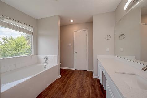 4050 Westermill Drive Drive Houston TX 77082