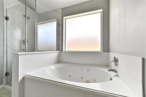 1211 Peacham Court Fresno TX 77545