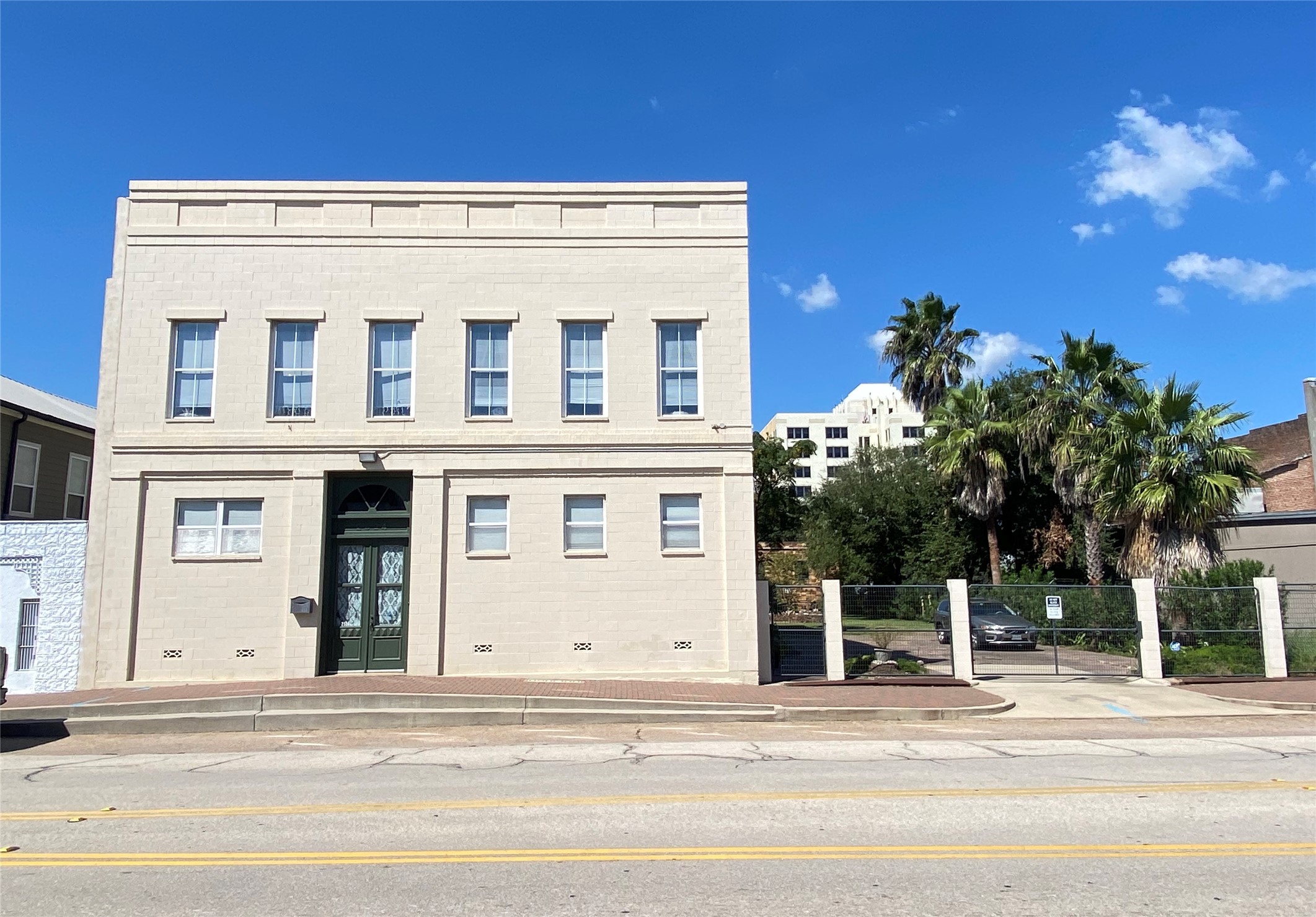 2524 Market Street Galveston TX 77550