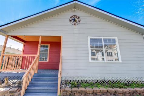 303 Enid Street Houston TX 77009