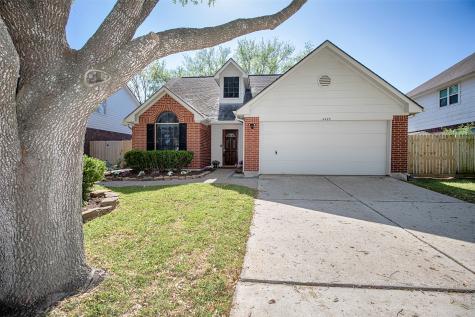 4423 Girl Scout Lane Friendswood TX 77546