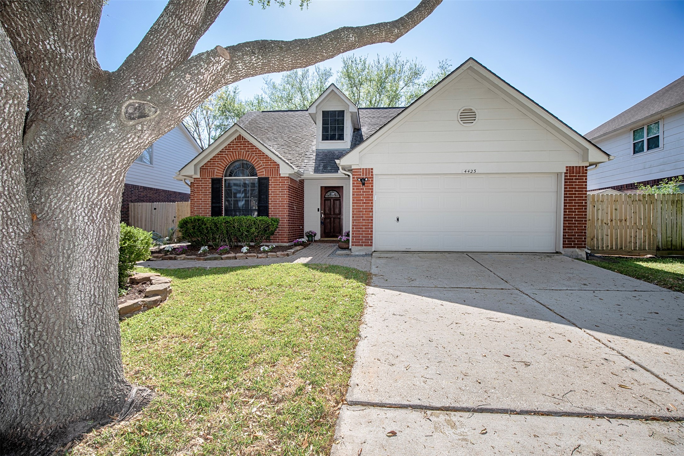 4423 Girl Scout Lane Friendswood TX 77546