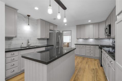 2934 Robertson Street Houston TX 77009