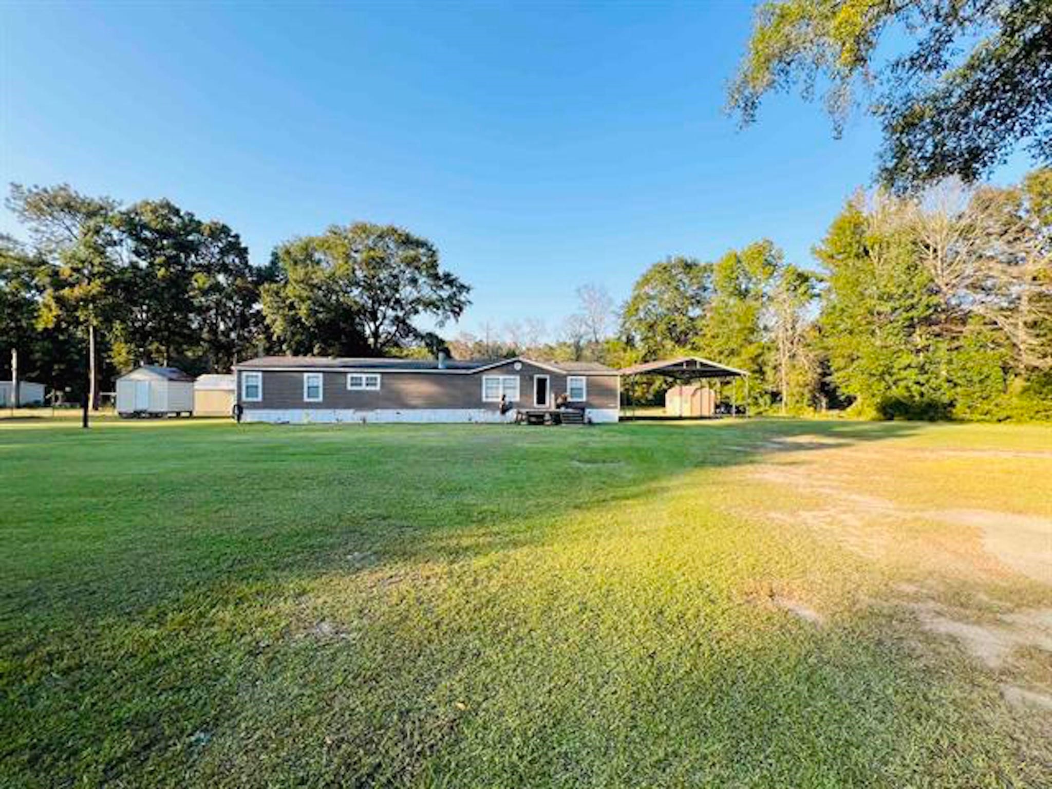 129 Private Road 5280 Buna TX 77612