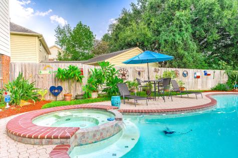 7118 Redwood Falls Drive Pasadena TX 77505