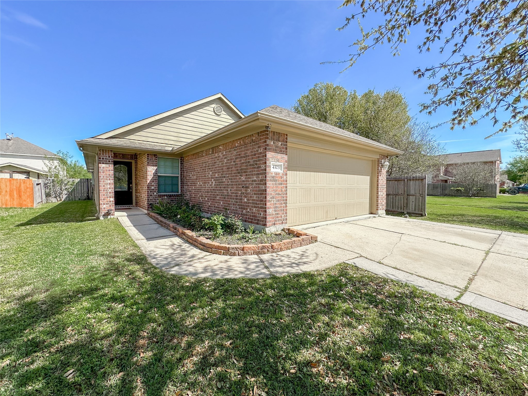 4323 Sprangletop Avenue Baytown TX 77521